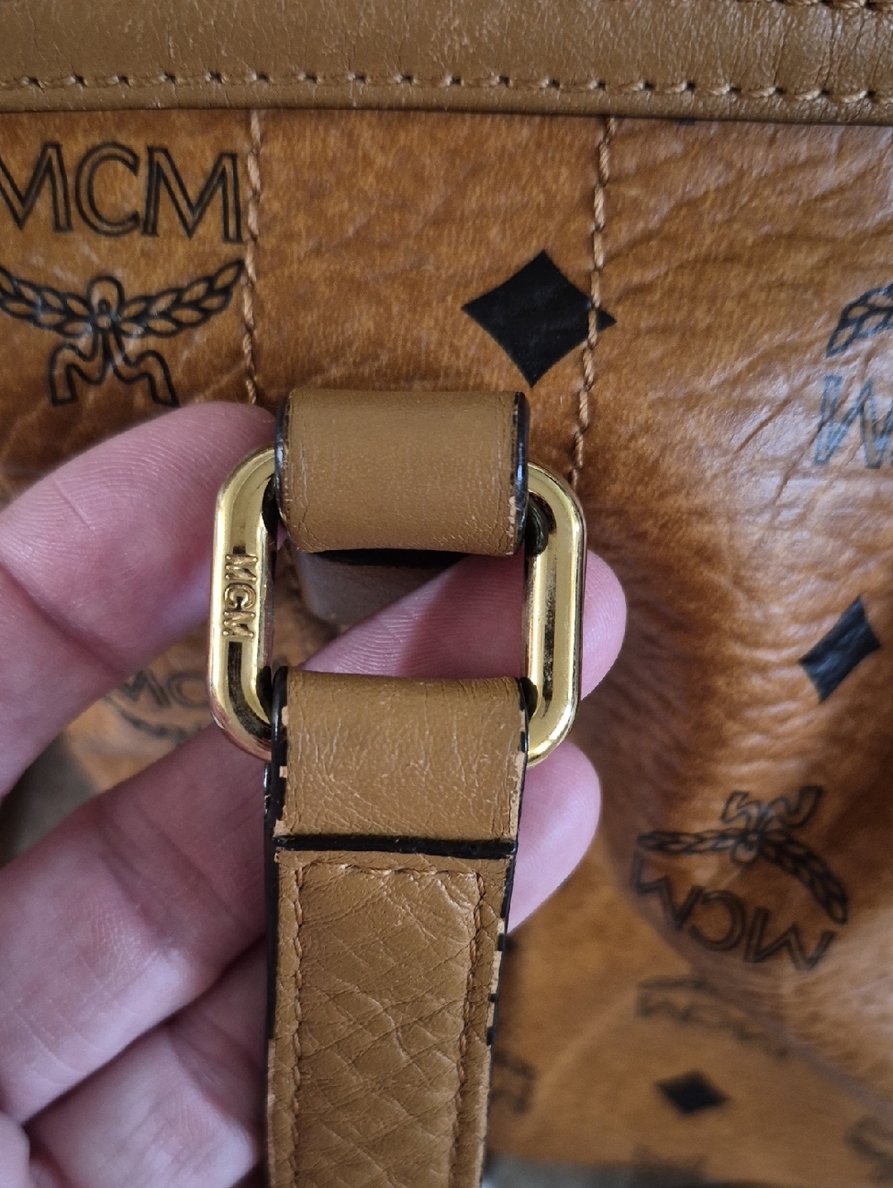 Authentic MCM Two Way Shopper - Picture 15 of 16